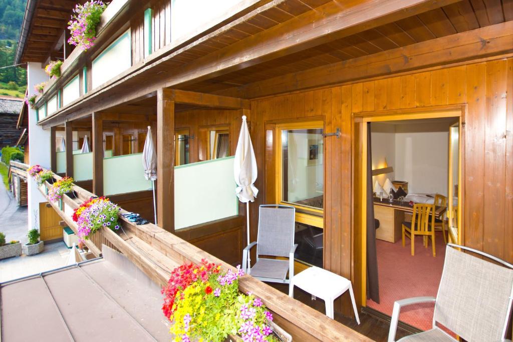 Hotel Garni Hainbacherhof Зёльден Номер фото