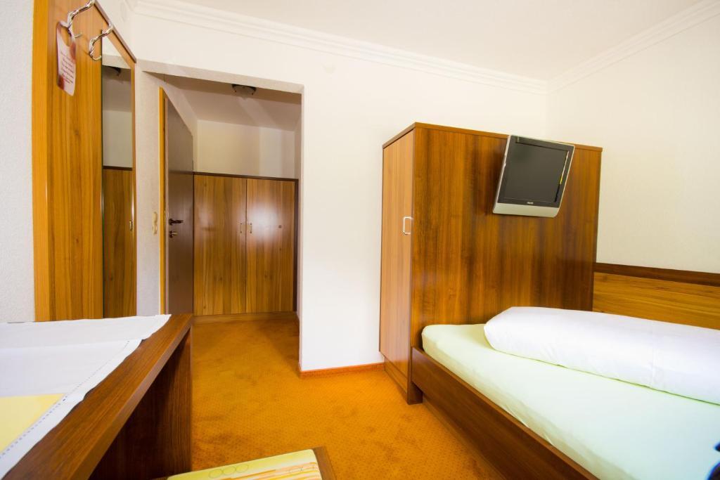 Hotel Garni Hainbacherhof Зёльден Номер фото