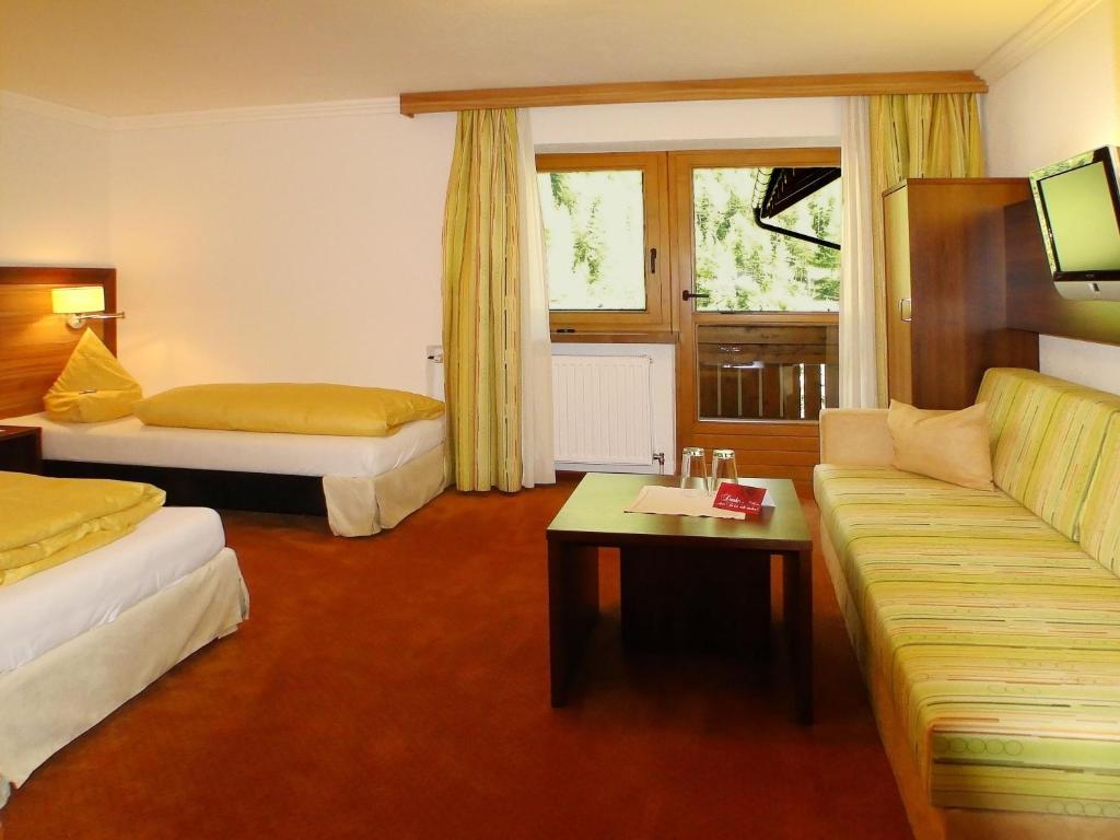 Hotel Garni Hainbacherhof Зёльден Номер фото