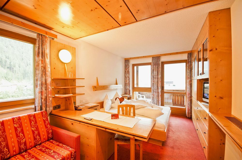 Hotel Garni Hainbacherhof Зёльден Экстерьер фото